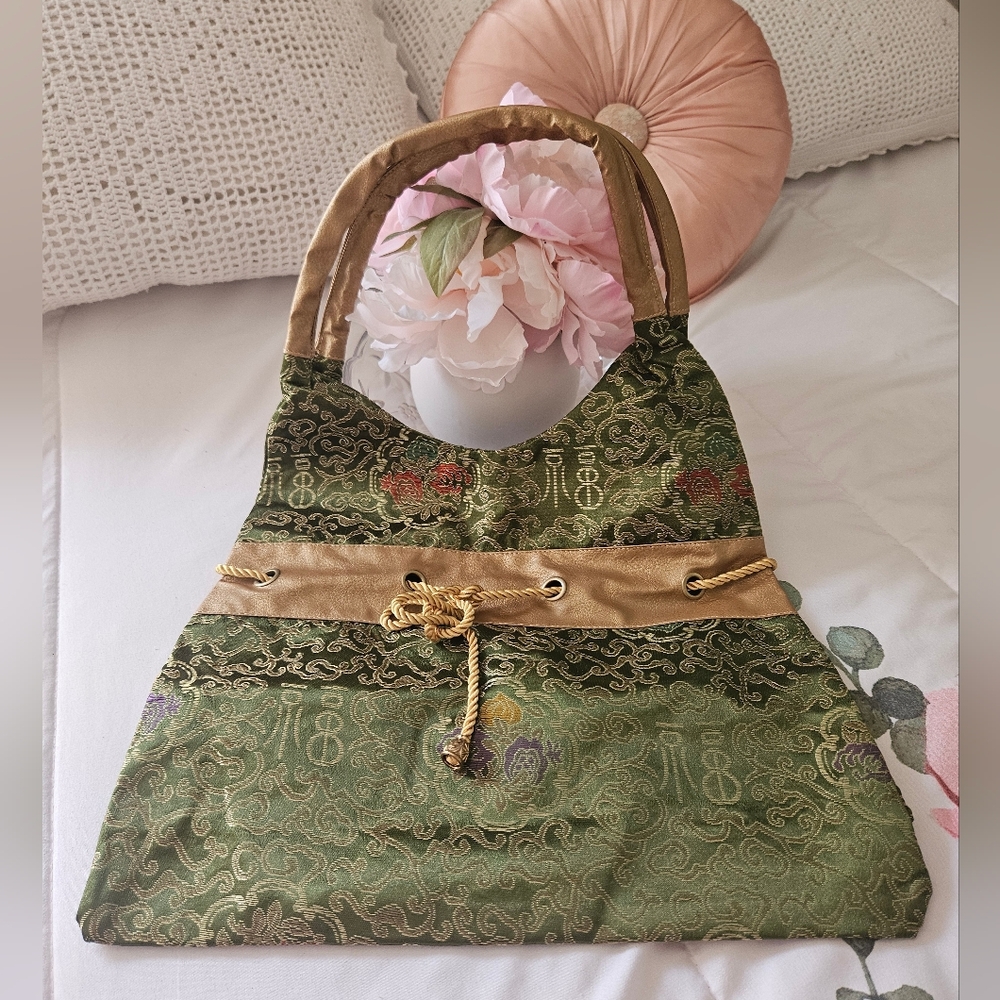 Elegant Beautiful Green and Gold Women's Shoulder Bag Asian Style